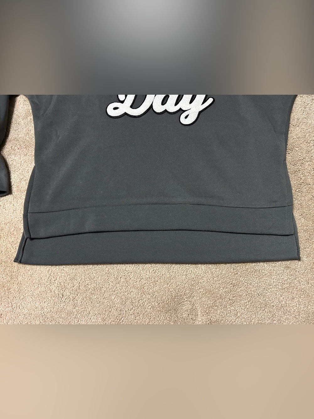 B Famous NYC Game Day Football Sweatshirt Gray Raised Graphic S - Picture 4 of 7